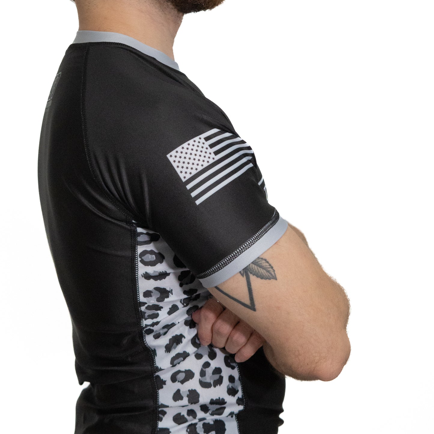 Elevate V1. Snow Leopard