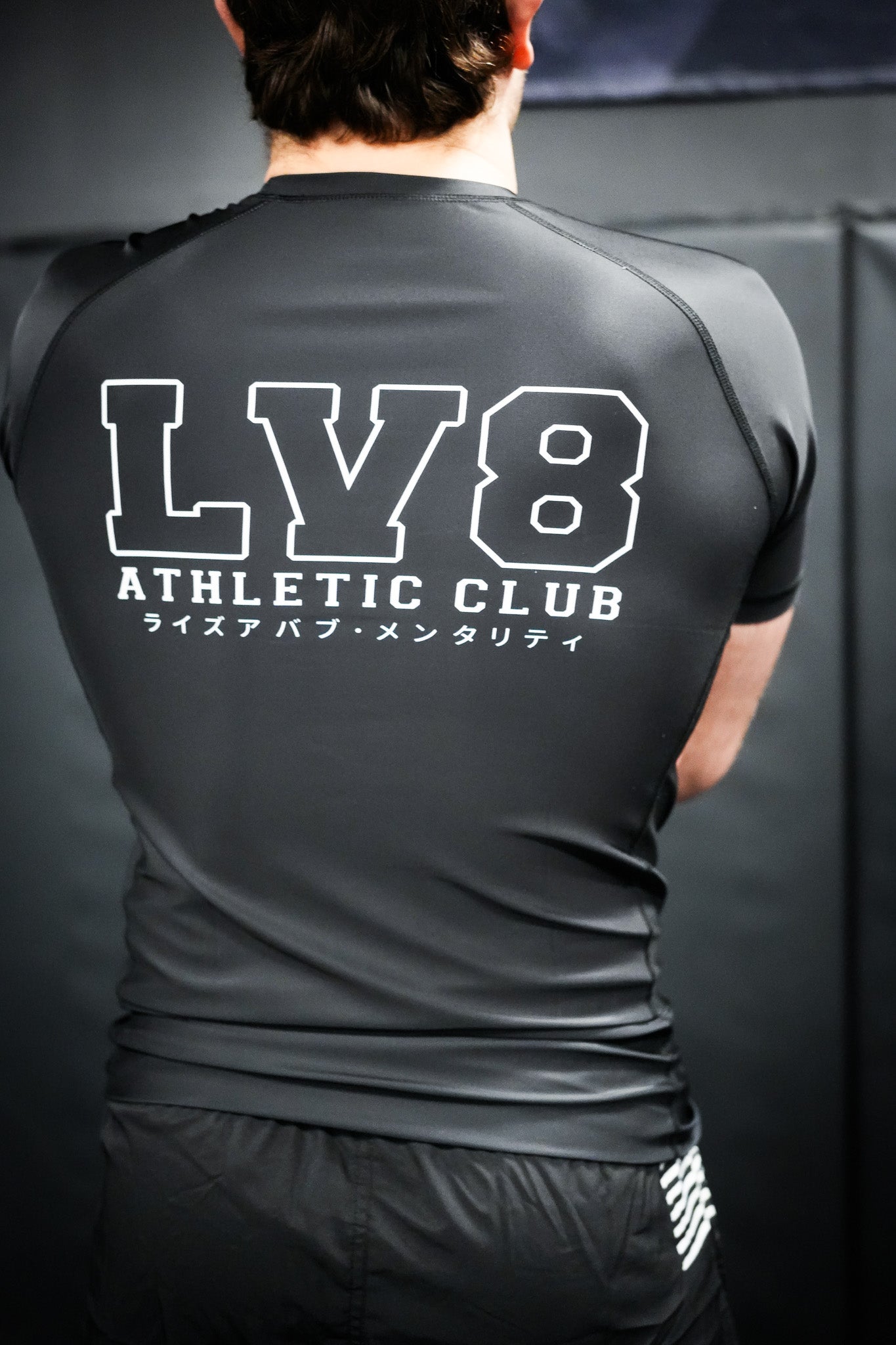 LV8 Men's Base Rashguard V2.