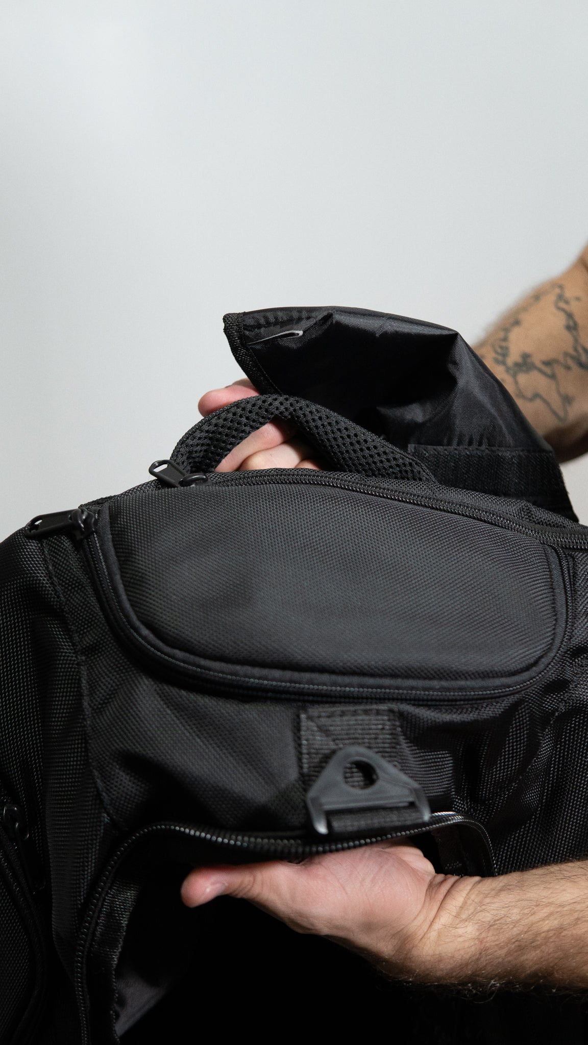 LV8 BAG - Elevate Athletic Club